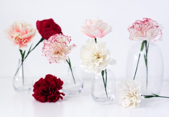 Cách làm hoa cẩm chướng bằng giấy nhún đơn giản đẹp mê ly